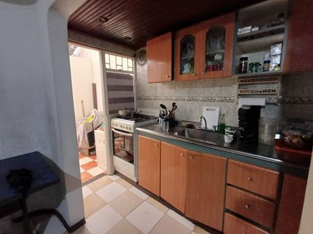 Casa de 3 alcobas en venta en Villa Alsacia, Bogotá, 190 m² · foto 9 de 11