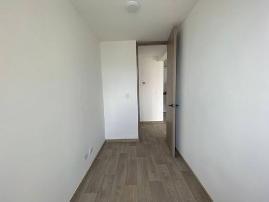 Apartamento de 2 alcobas en venta en El Vergel Occidental, Bogotá, 32 m² · foto 12 de 18