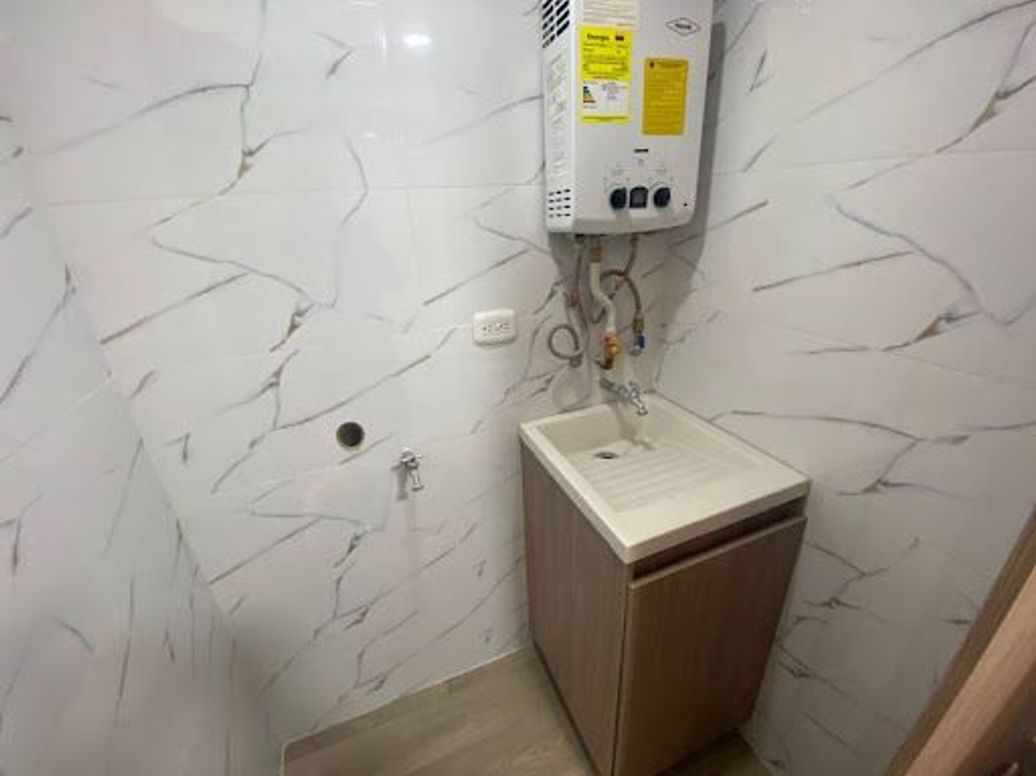 Apartamento de 2 alcobas en venta en El Vergel Occidental, Bogotá, 32 m² · foto 7 de 18