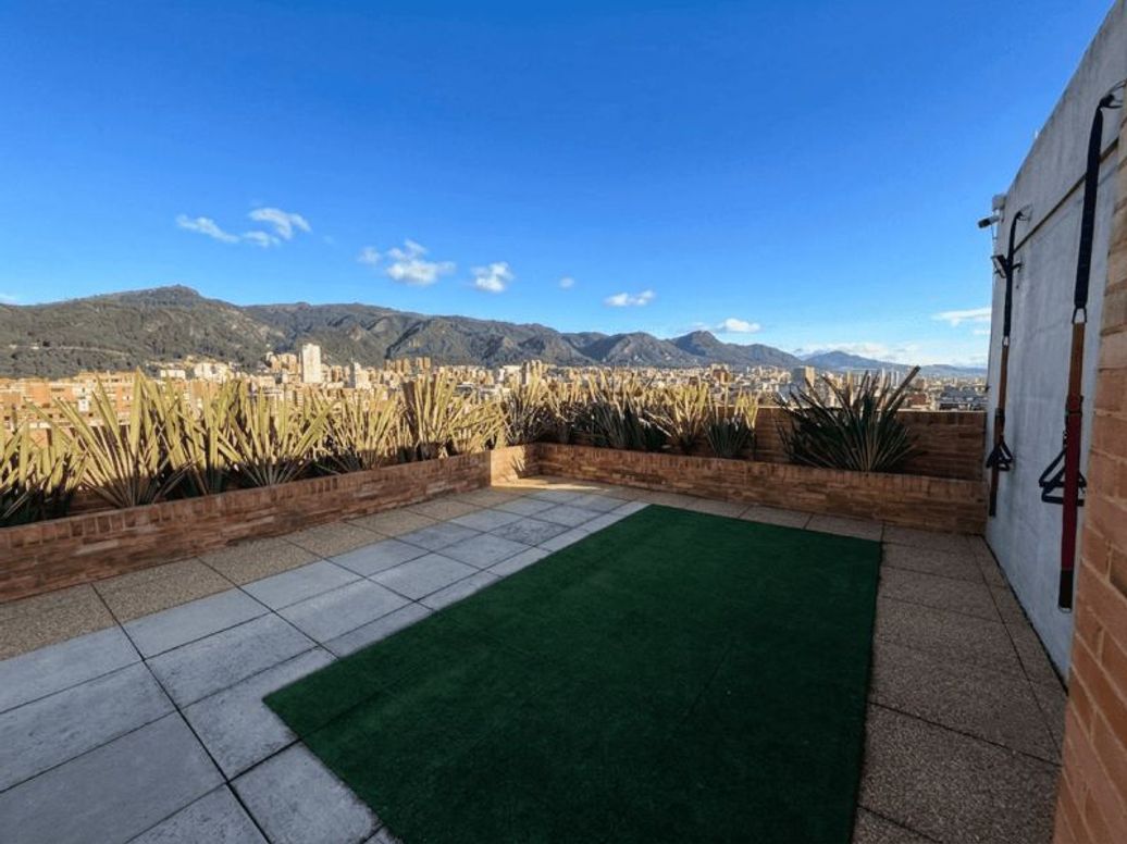Apartaestudio en venta en La Castellana, Bogotá, 40 m² · foto 14 de 15