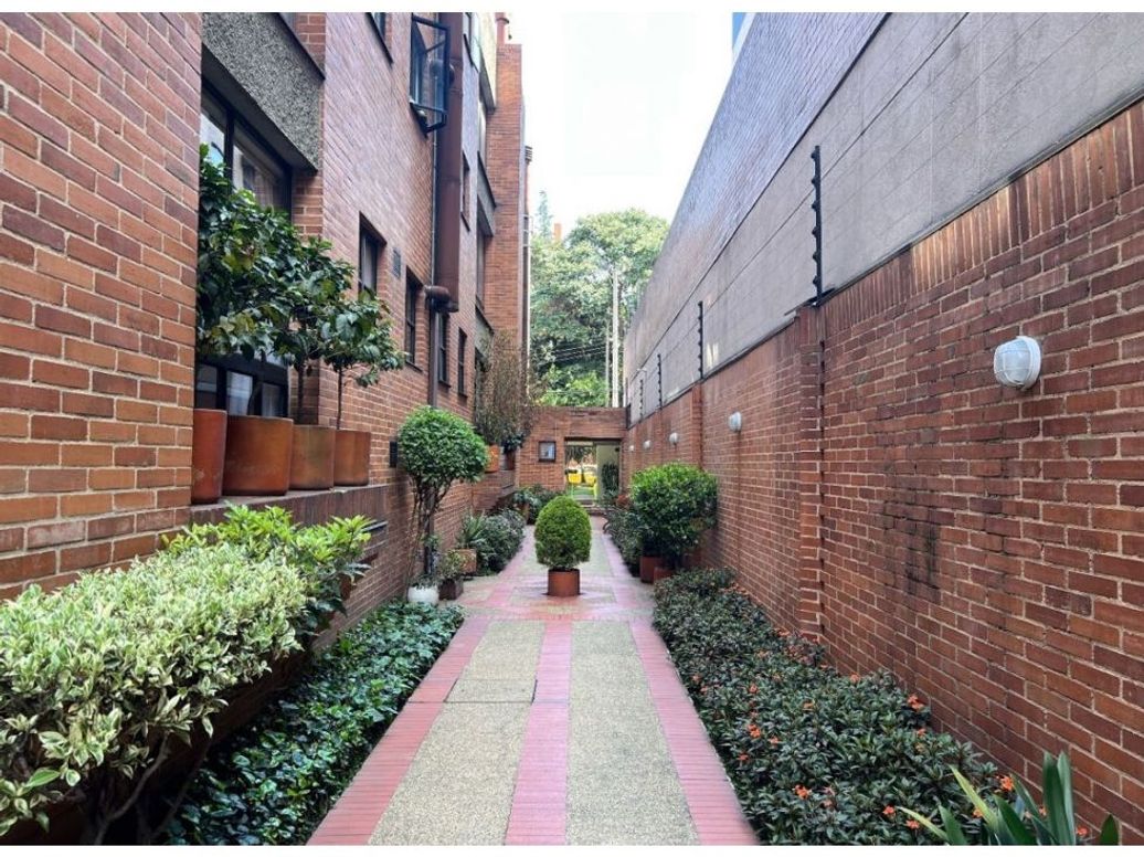 Apartamento de 4 alcobas en venta en Santa Ana, Bogotá, 130 m² · foto 13 de 16