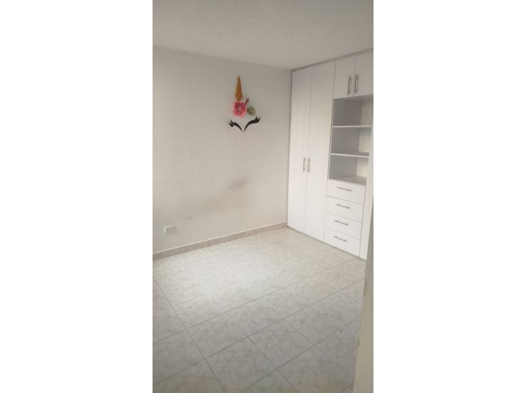 Apartamento de 2 alcobas en venta en Allantuz, Bogotá, 56 m² · foto 9 de 12
