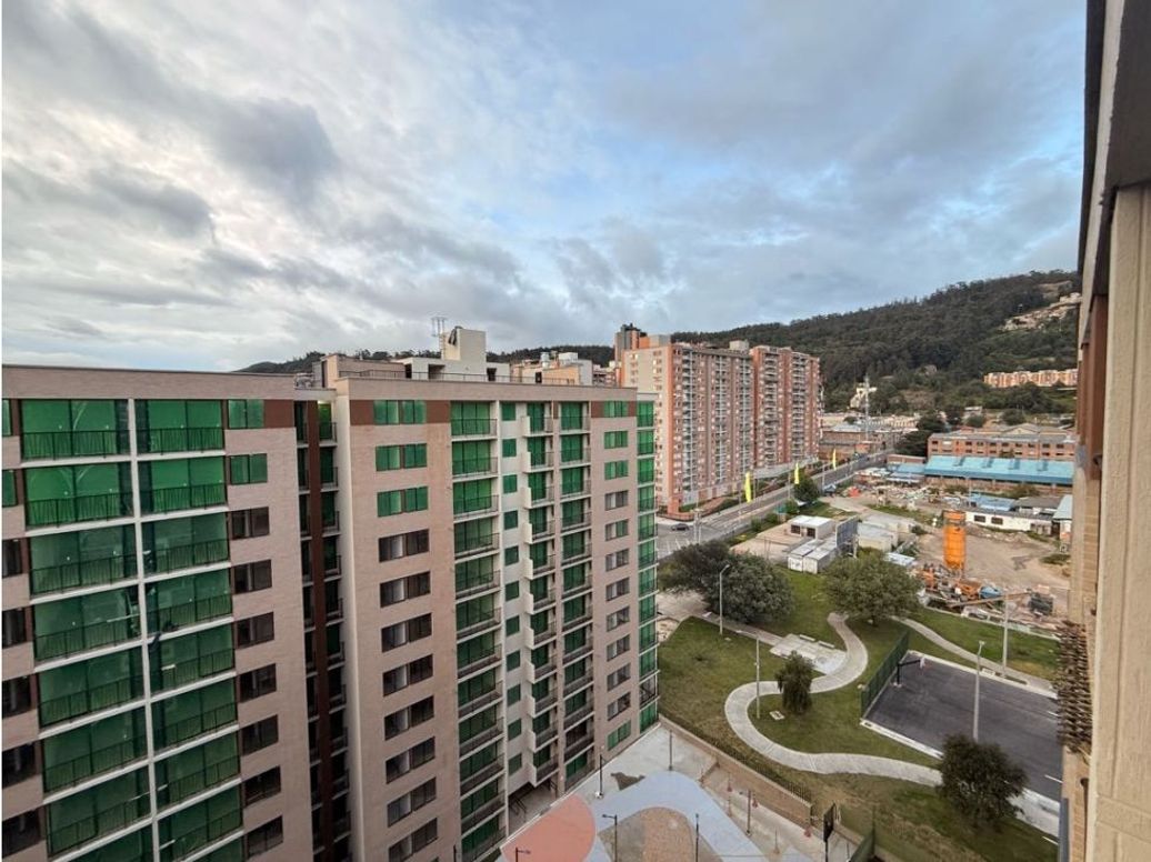 Apartaestudio en venta en Santa Teresa, Bogotá, 32 m² · foto 2 de 20