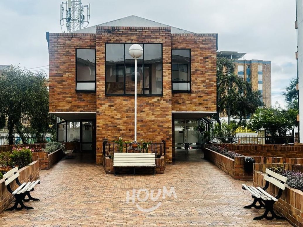 Apartamento de 3 alcobas en venta en Alicante I Y Ii, Bogotá, 69 m² · foto 2 de 14