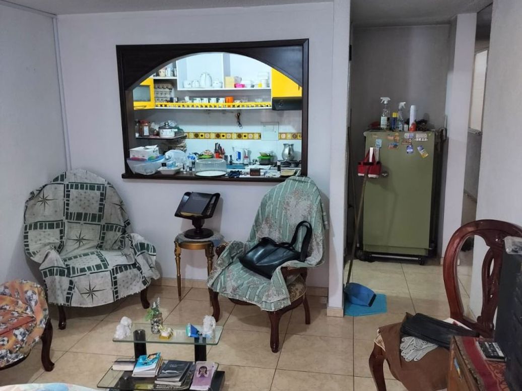 Apartamento de 3 alcobas en venta en Remanso Sur, Bogotá, 106 m² · foto 2 de 14