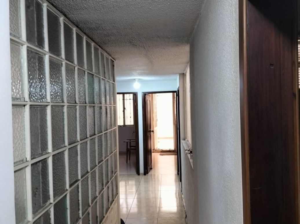 Apartamento de 3 alcobas en venta en Remanso Sur, Bogotá, 106 m² · foto 4 de 14