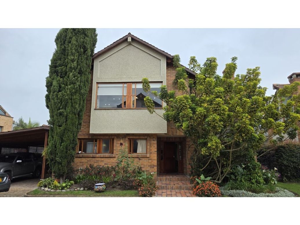 Apartaestudio en venta en San José De Bavaria, Bogotá, 450 m² · foto 2 de 20