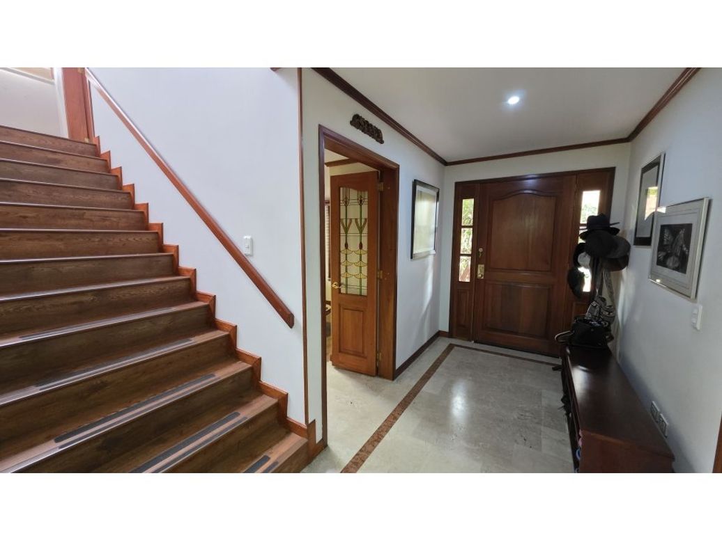 Apartaestudio en venta en San José De Bavaria, Bogotá, 450 m² · foto 3 de 20