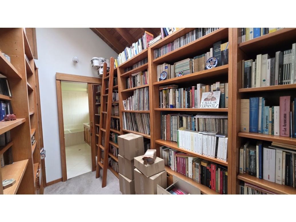 Apartaestudio en venta en San José De Bavaria, Bogotá, 450 m² · foto 14 de 20