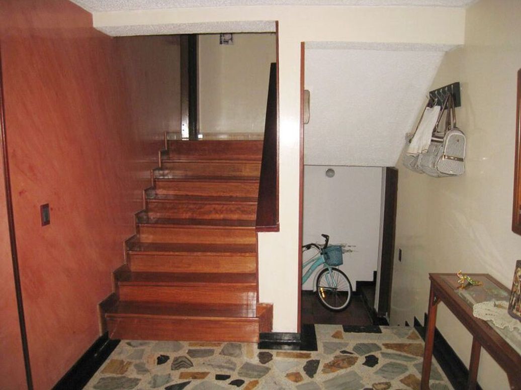 Casa de 4 alcobas en venta en Mónaco, Bogotá, 350 m² · foto 10 de 20