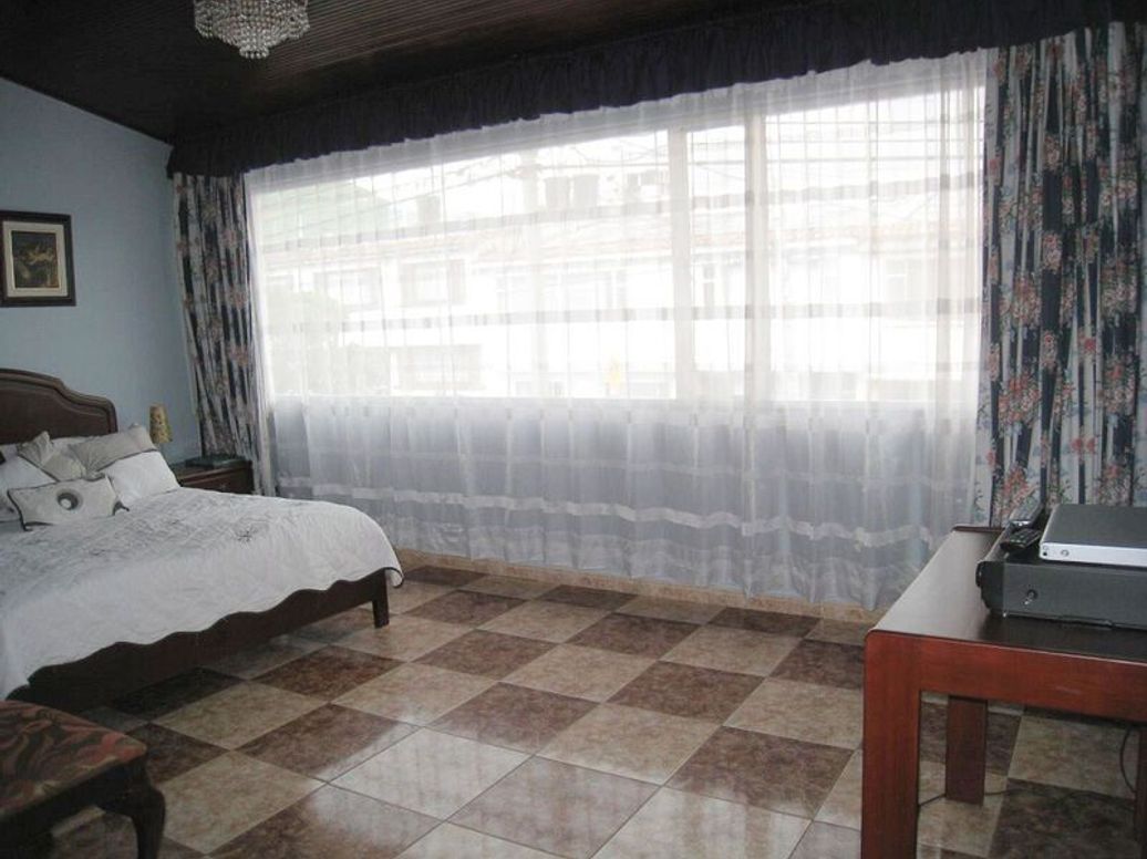 Casa de 4 alcobas en venta en Mónaco, Bogotá, 350 m² · foto 19 de 20