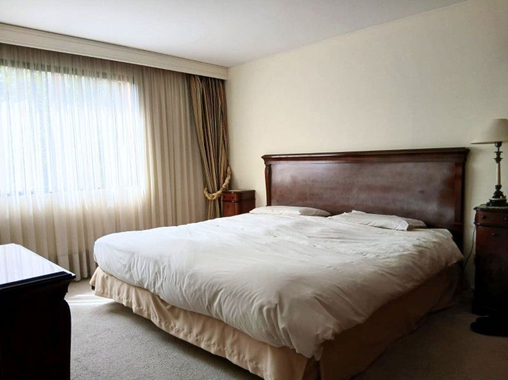 Apartamento de 3 alcobas en venta en Santa Barbara Occidental, Bogotá, 148 m² · foto 7 de 17