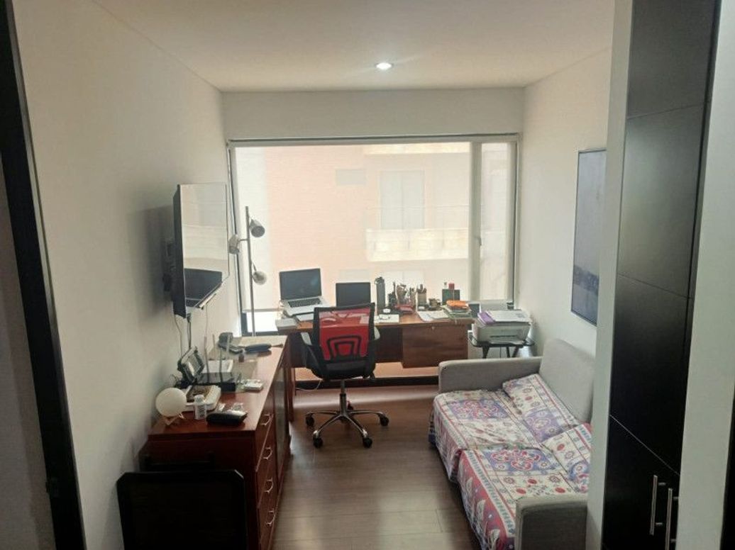 Apartamento de 3 alcobas en venta en Ub. Cordoba Niza, Bogotá, 156 m² · foto 13 de 20