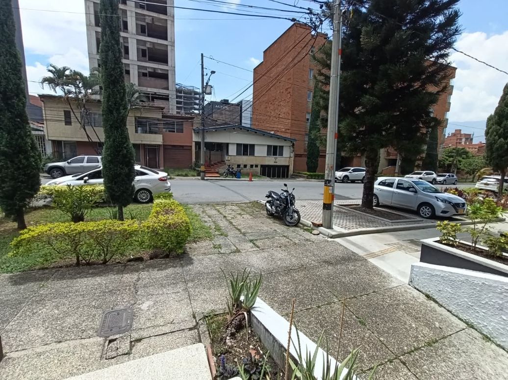 AA-93536 en El Nogal Los Almendros