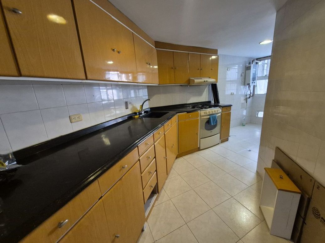 Apartamento de 3 alcobas en venta en Molinos Norte, Bogotá, 134 m² · foto 7 de 20