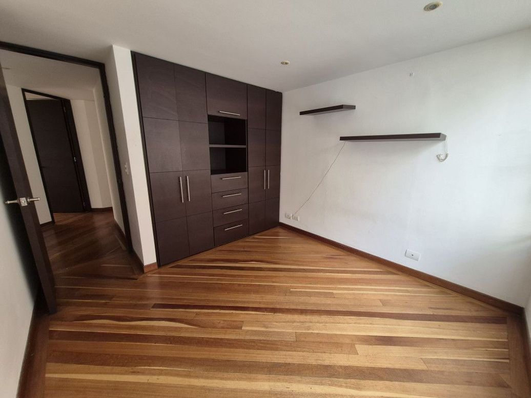 Apartamento de 3 alcobas en venta en Molinos Norte, Bogotá, 134 m² · foto 18 de 20
