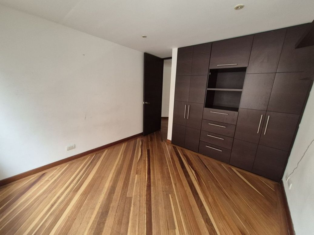 Apartamento de 3 alcobas en venta en Molinos Norte, Bogotá, 134 m² · foto 19 de 20
