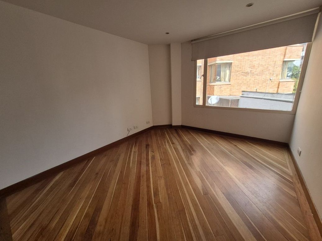 Apartamento de 3 alcobas en venta en Molinos Norte, Bogotá, 134 m² · foto 12 de 20