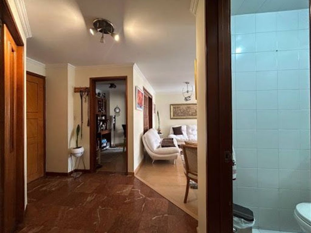 Apartamento de 3 alcobas en venta en Cedritos, Bogotá, 109 m² · foto 10 de 20