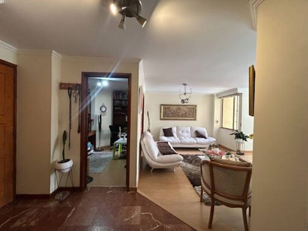 Apartamento de 3 alcobas en venta en Cedritos, Bogotá, 109 m² · foto 7 de 20