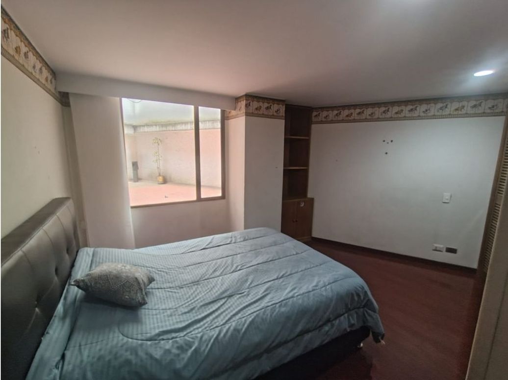 Apartamento de 4 alcobas en venta en Los Rosales, Bogotá, 245 m² · foto 7 de 20