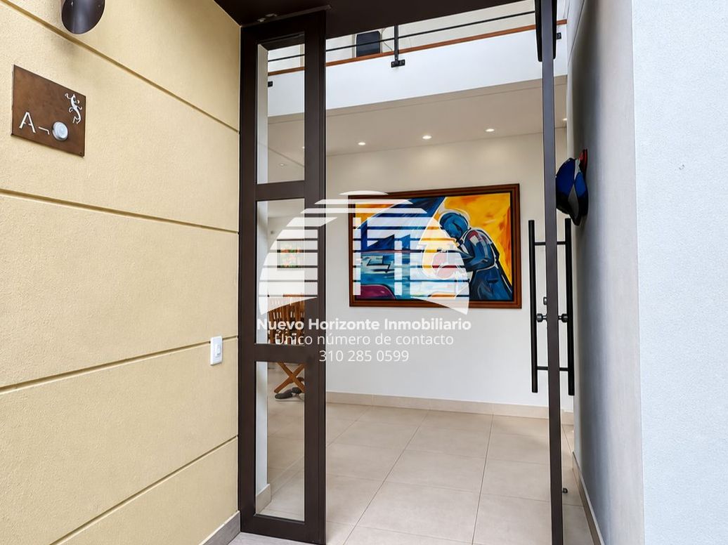 Casa de 3 alcobas en venta en A.S.D, Bogotá, 163 m² · foto 2 de 14
