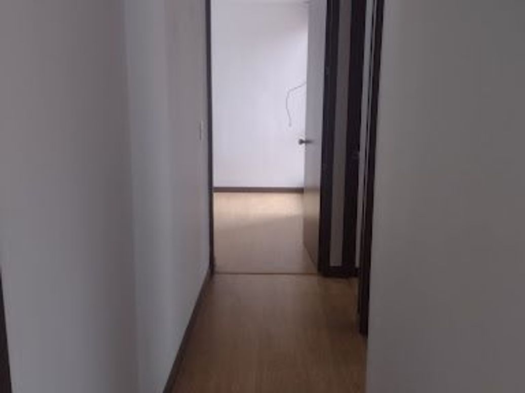 Apartamento de 3 alcobas en venta en Villas De Granada, Bogotá, 70 m² · foto 12 de 20
