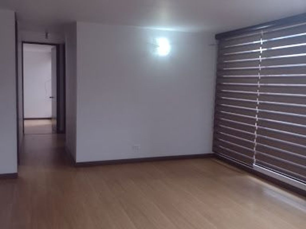 Apartamento de 3 alcobas en venta en Villas De Granada, Bogotá, 70 m² · foto 7 de 20