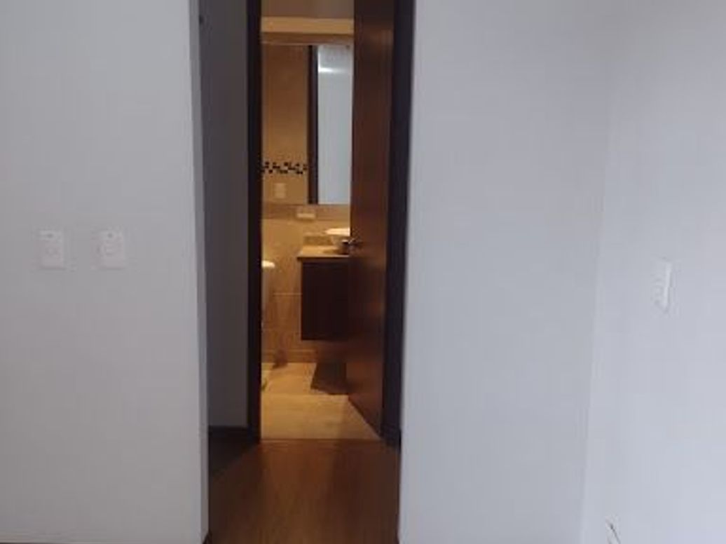 Apartamento de 3 alcobas en venta en Villas De Granada, Bogotá, 70 m² · foto 14 de 20