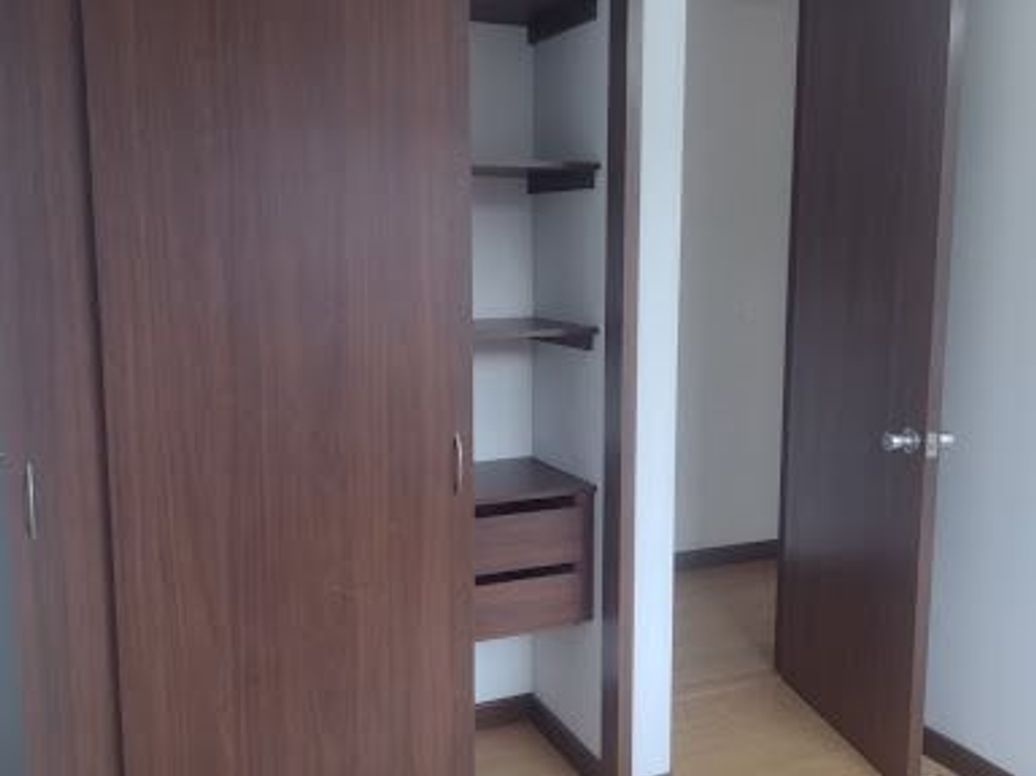 Apartamento de 3 alcobas en venta en Villas De Granada, Bogotá, 70 m² · foto 19 de 20