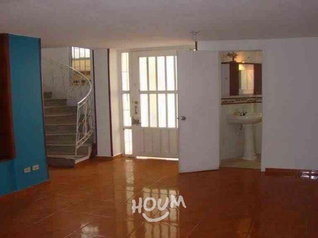 Casa de 9 alcobas en venta en Normandía, Bogotá, 485 m² · foto 17 de 19
