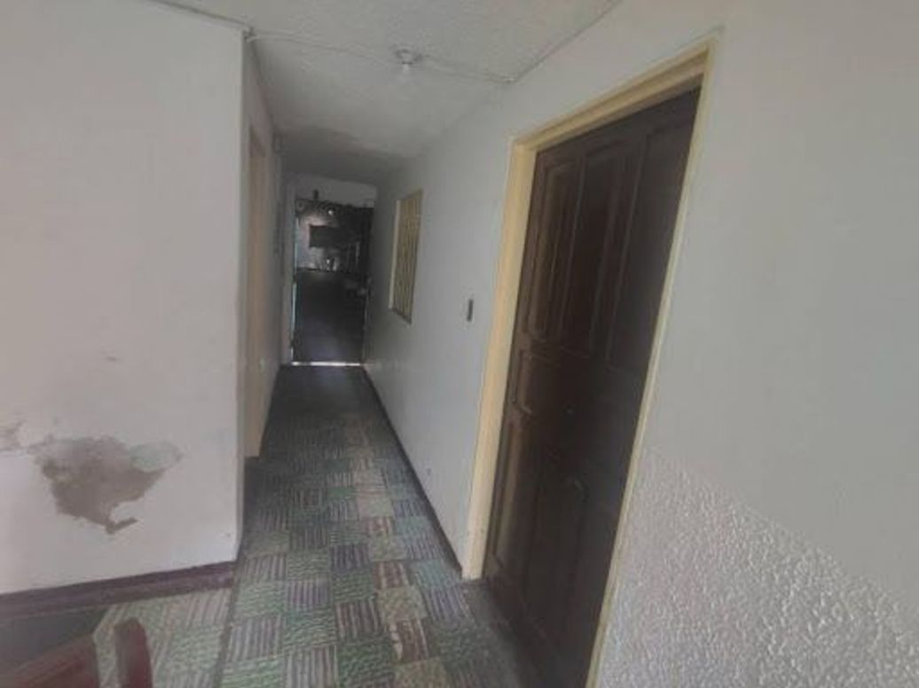 Casa de 7 alcobas en venta en El Carmen, Bogotá, 197 m² · foto 17 de 18