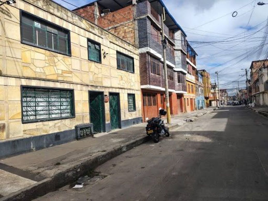 Casa de 7 alcobas en venta en El Carmen, Bogotá, 197 m² · foto 18 de 18