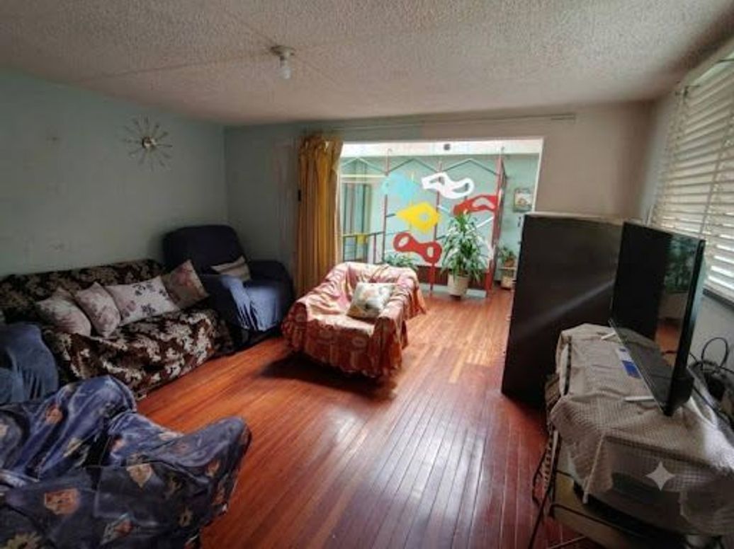 Casa de 7 alcobas en venta en El Carmen, Bogotá, 197 m² · foto 13 de 18
