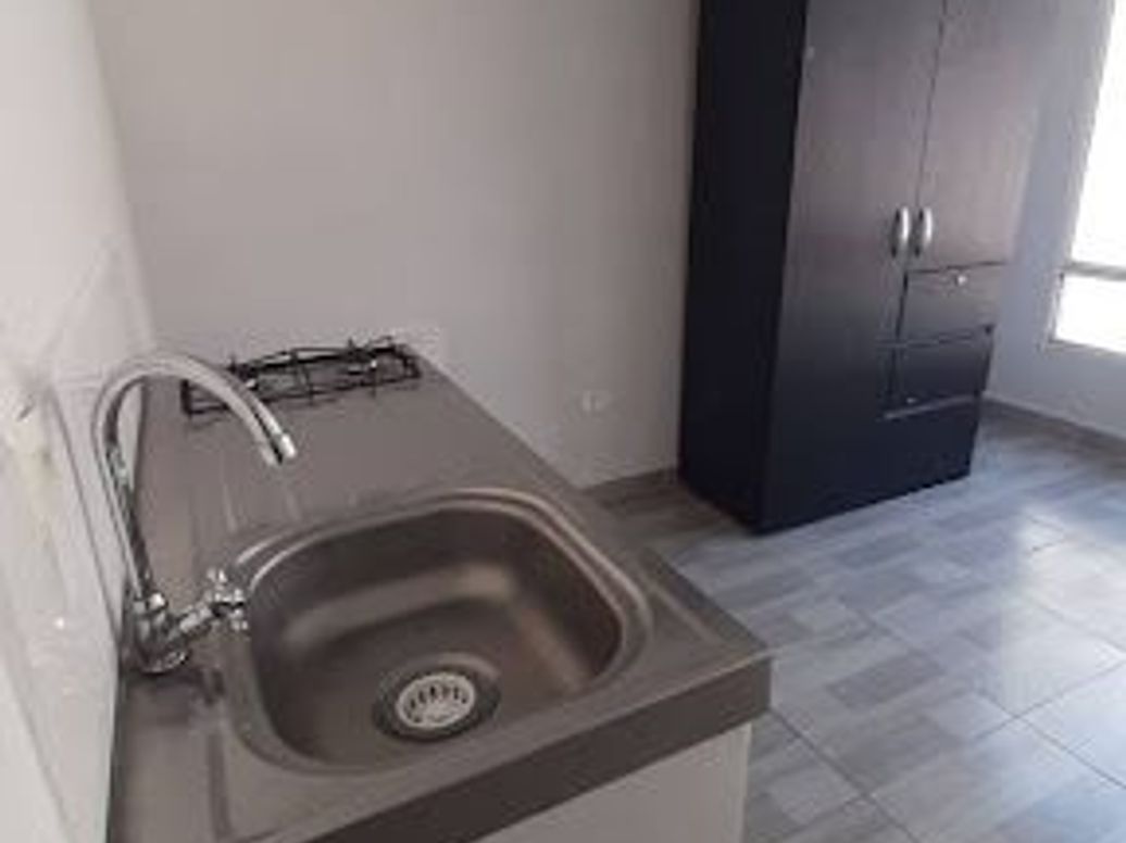 Casa de 6 alcobas en venta en Lombardía, Bogotá, 110 m² · foto 4 de 18