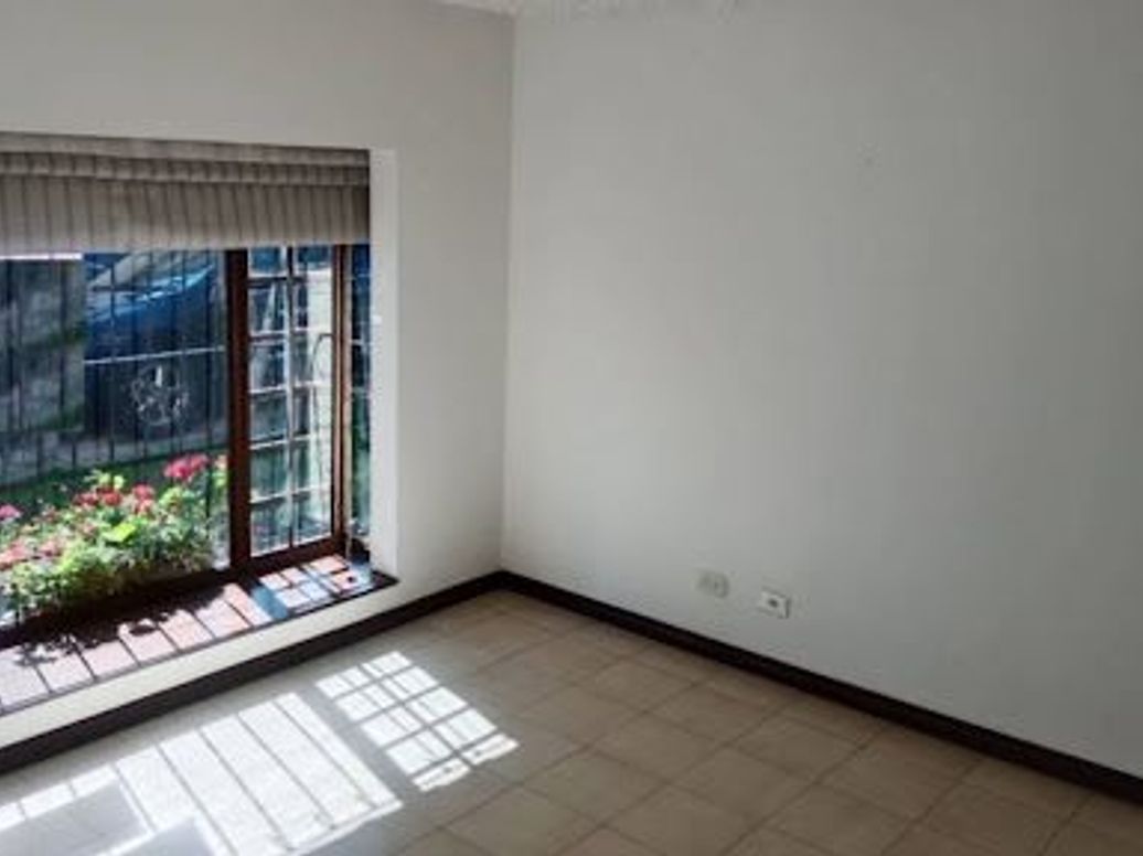 Casa de 3 alcobas en venta en Cedritos, Bogotá, 173 m² · foto 3 de 20