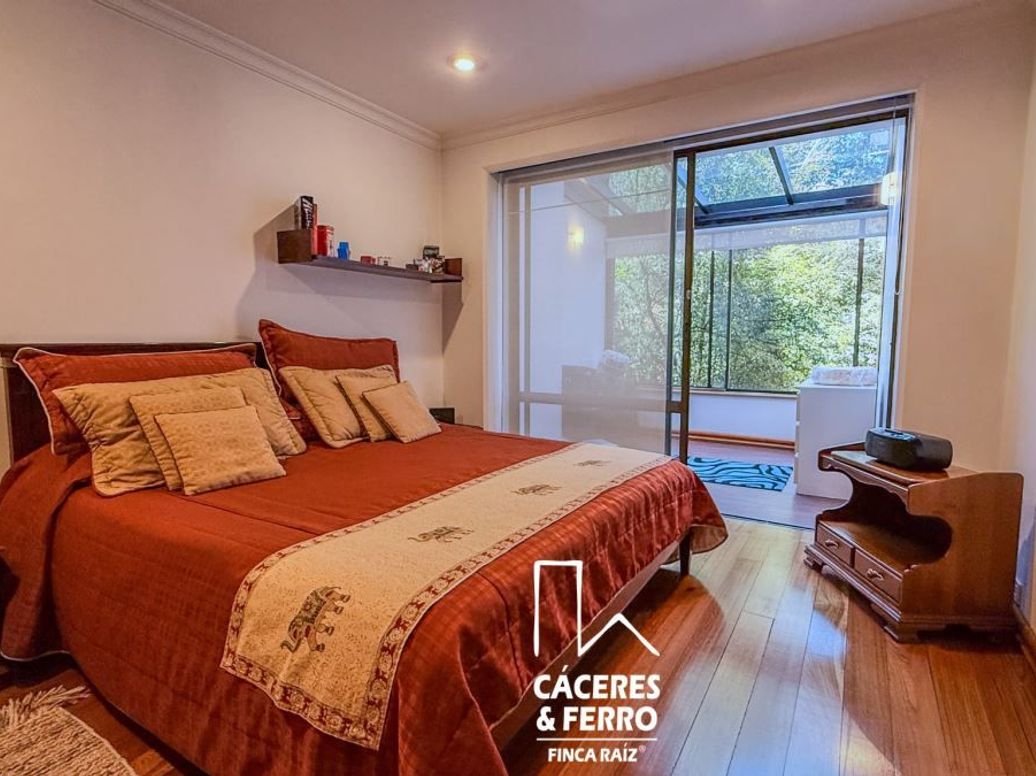 Apartamento de 3 alcobas en venta en Bosque De Pinos, Bogotá, 280 m² · foto 12 de 20