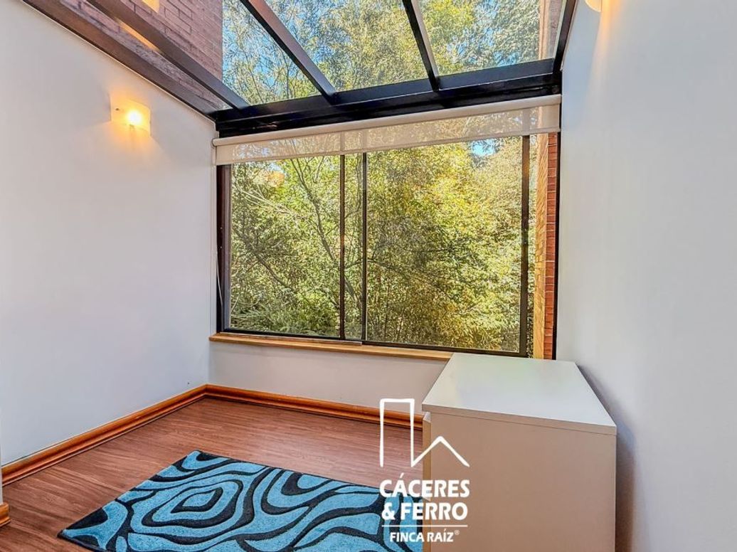 Apartamento de 3 alcobas en venta en Bosque De Pinos, Bogotá, 280 m² · foto 13 de 20