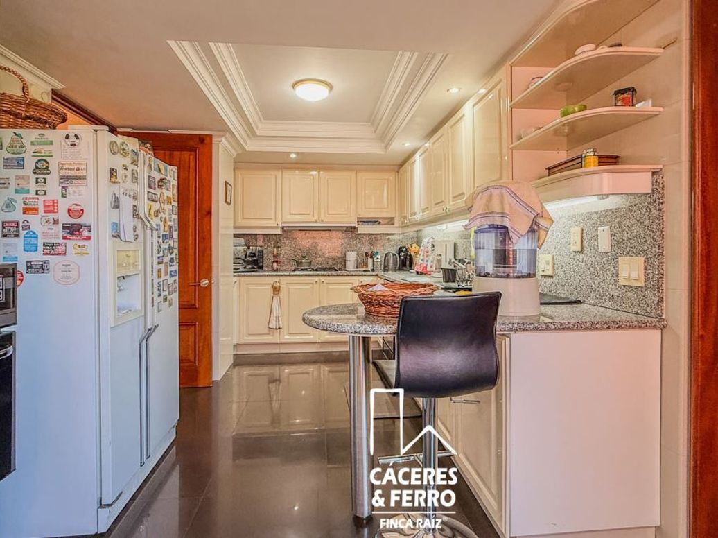 Apartamento de 3 alcobas en venta en Bosque De Pinos, Bogotá, 280 m² · foto 20 de 20