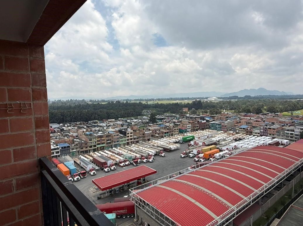 Apartamento de 2 alcobas en venta en Alameda, Bogotá, 48 m² · foto 8 de 12
