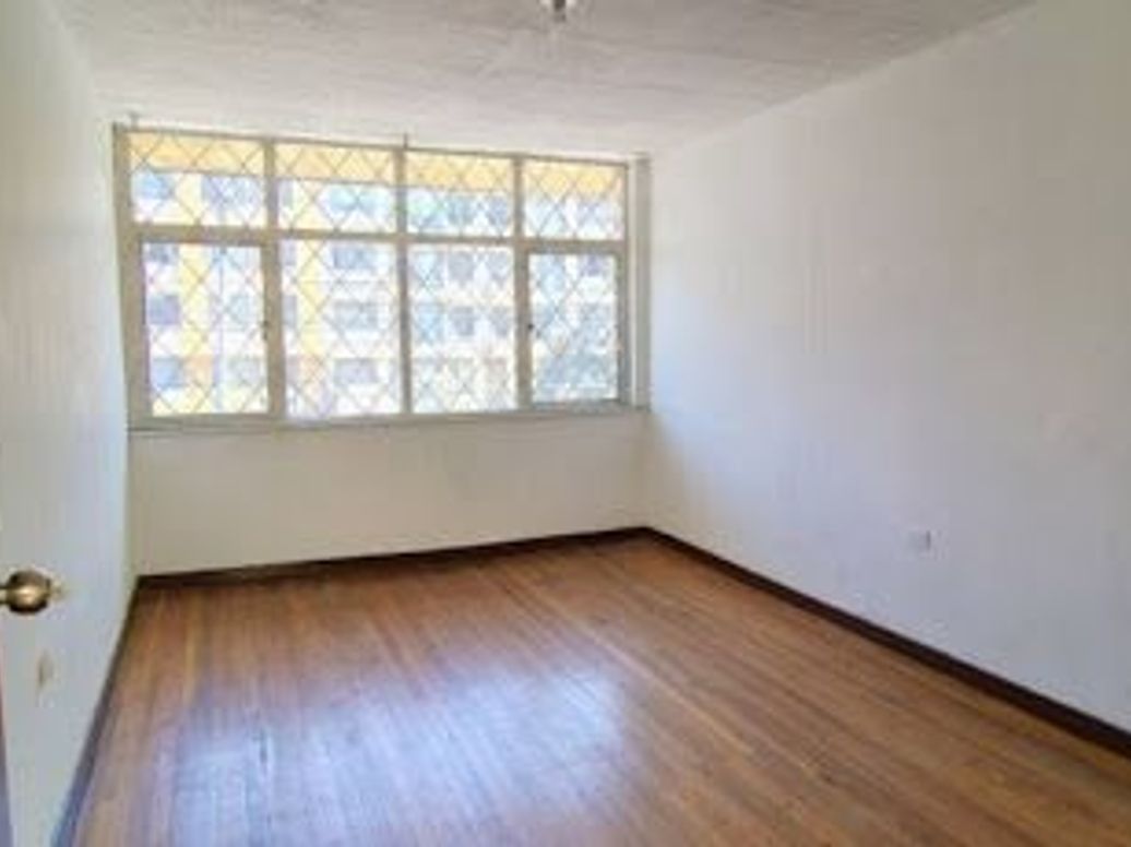 Casa de 5 alcobas en venta en Galerías, Bogotá, 293 m² · foto 12 de 20
