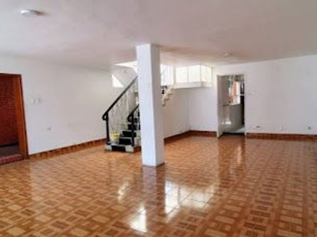 Casa de 5 alcobas en venta en Galerías, Bogotá, 293 m² · foto 5 de 20