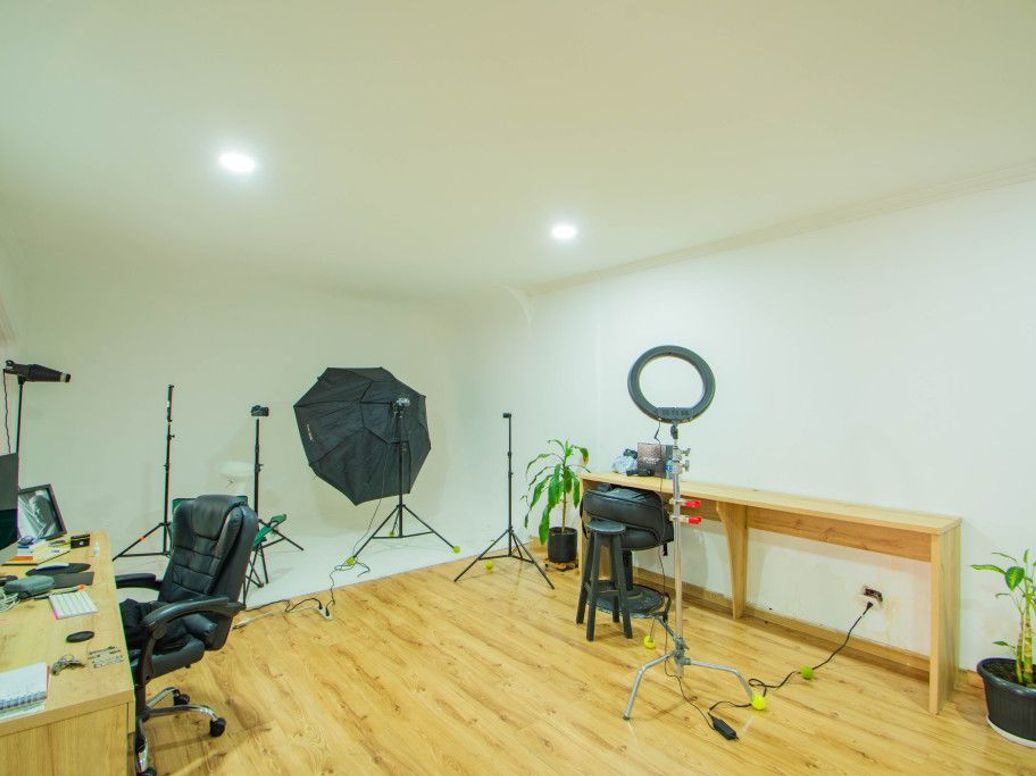 Casa de 7 alcobas en venta en Quinta Camacho, Bogotá, 340 m² · foto 7 de 15