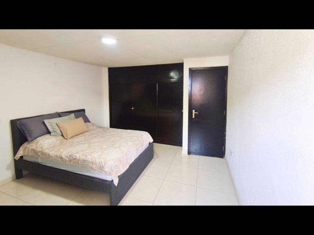 Casa de 16 alcobas en venta en Chapinero Alto, Bogotá, 320 m² · foto 12 de 20
