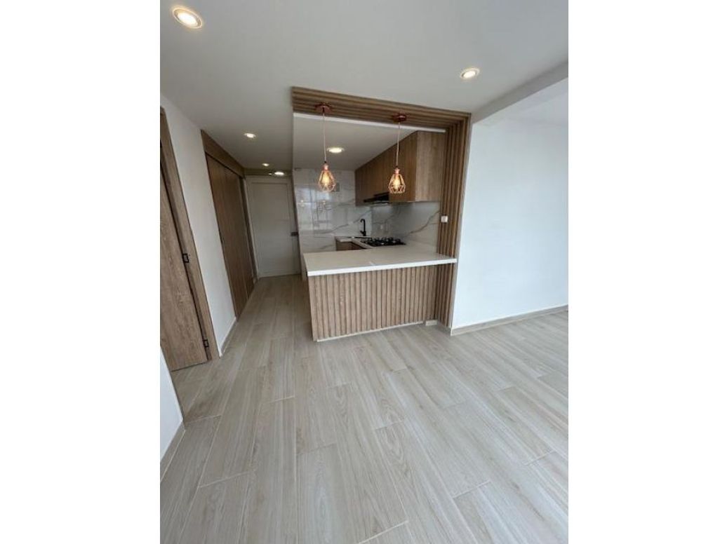Apartaestudio en venta en La Felicidad, Bogotá, 38 m² · foto 9 de 15