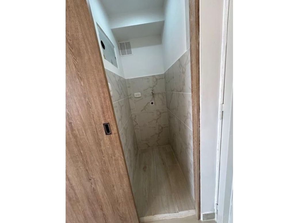 Apartaestudio en venta en La Felicidad, Bogotá, 38 m² · foto 11 de 15