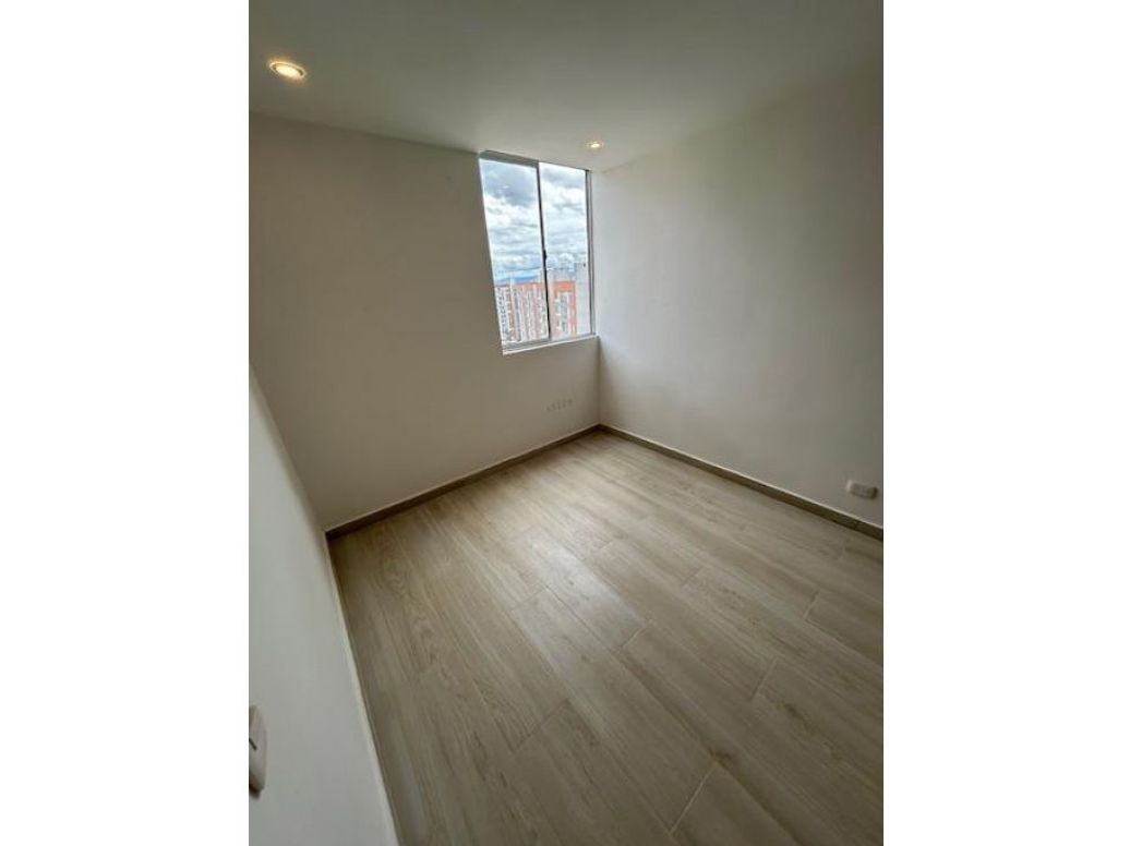 Apartaestudio en venta en La Felicidad, Bogotá, 38 m² · foto 4 de 15