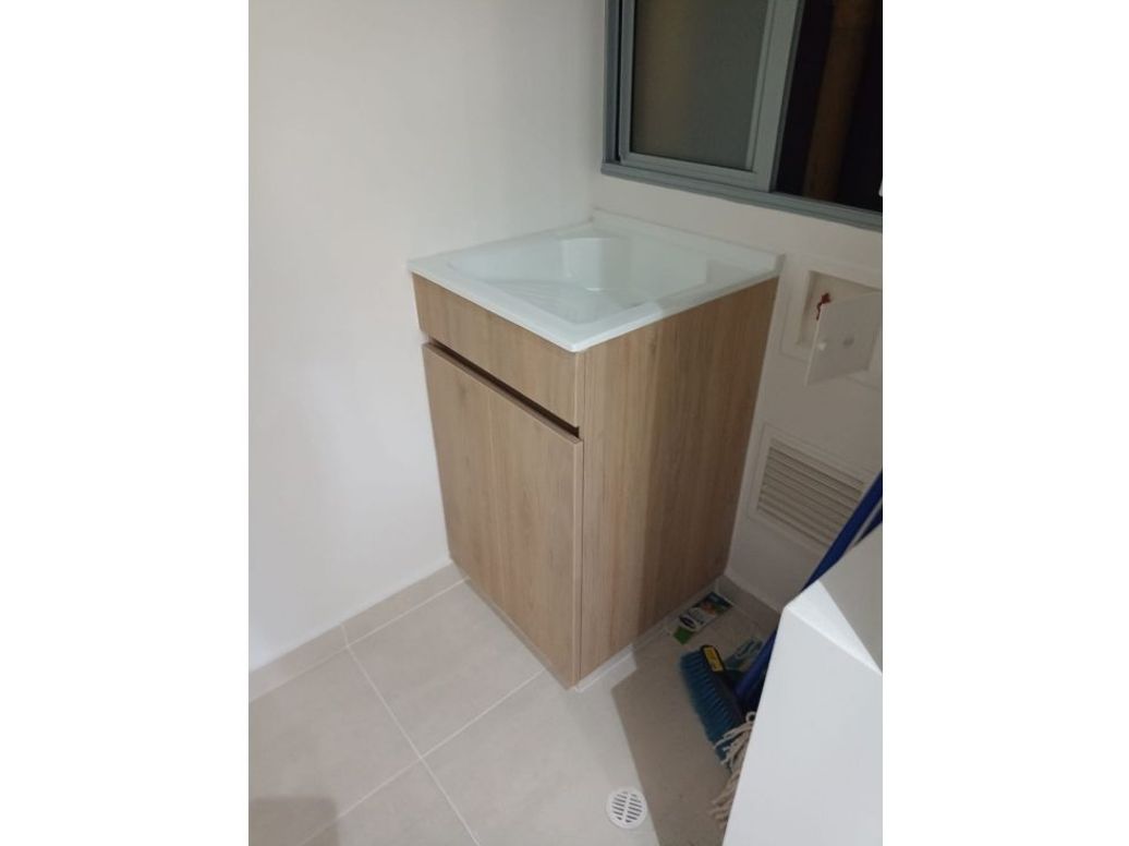 Apartamento de 3 alcobas en venta en Villemar Fontibon, Bogotá, 67 m² · foto 9 de 15