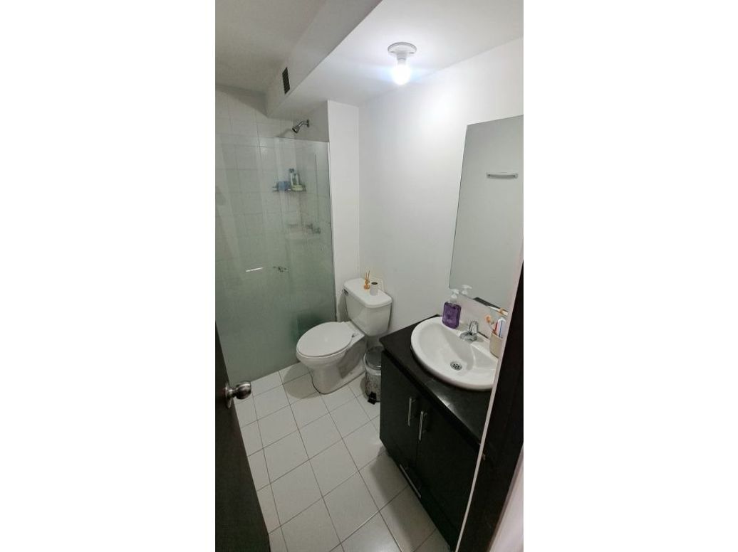 Apartamento de 2 alcobas en venta en Ismael Perdomo, Bogotá, 47 m² · foto 7 de 13