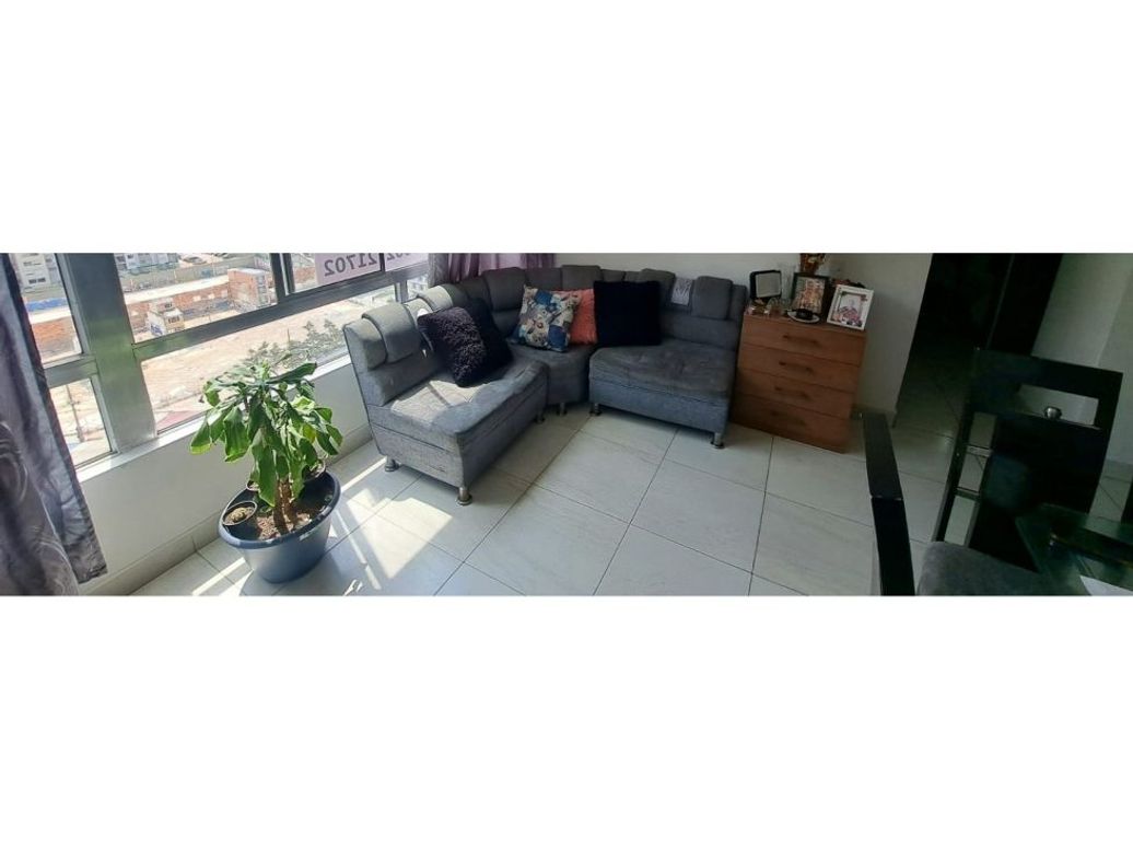 Apartamento de 2 alcobas en venta en Ismael Perdomo, Bogotá, 47 m² · foto 3 de 13